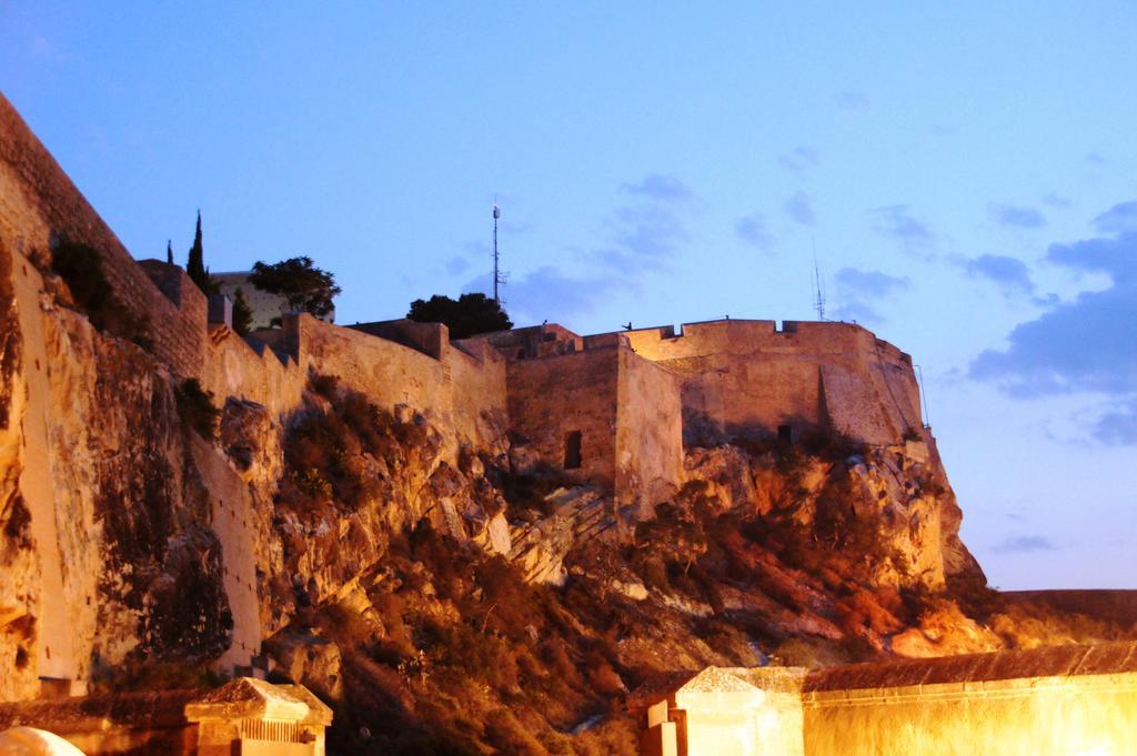 Alicante Apartments 部屋 写真
