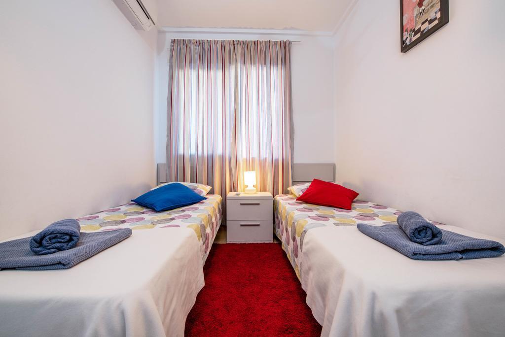 Alicante Apartments エクステリア 写真