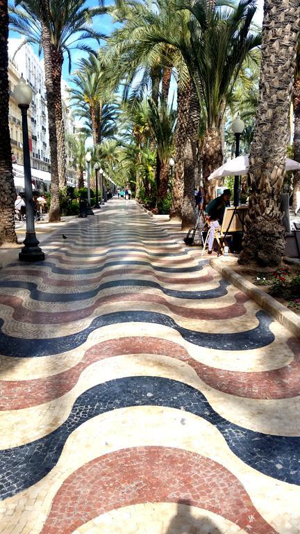 Alicante Apartments エクステリア 写真
